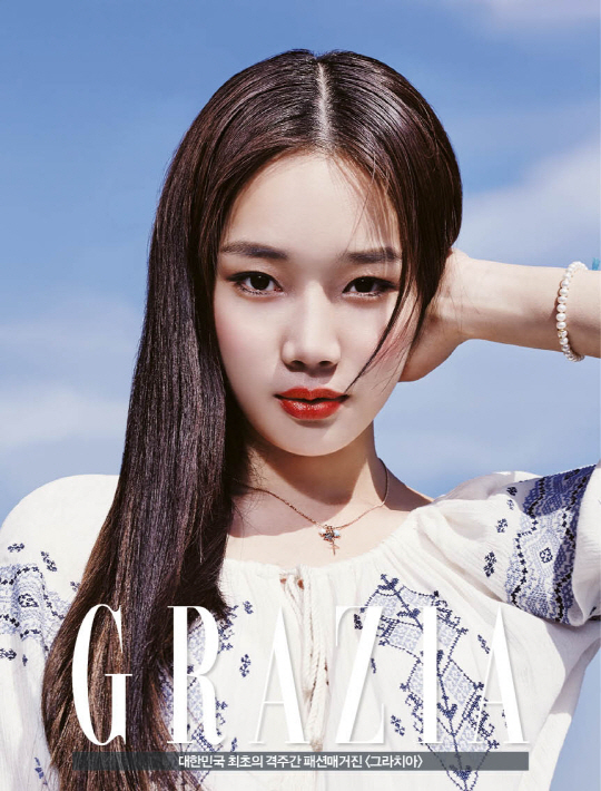  정연주, 화보 공개 '도발적인 레드립'                                                                                                                                                    