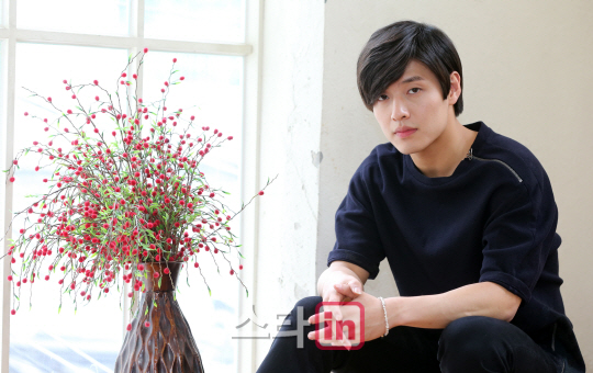 배우 강하늘 '부드러운 남자'                                                                                                                                                             