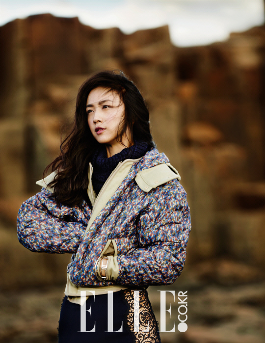 탕웨이, 대자연에서 빛나는 미모 '탄성이 절로'                                                                                                                                            