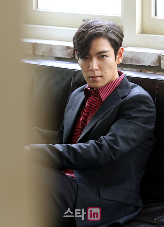 최승현 '강렬한 눈빛'                                                                                                                                                                    