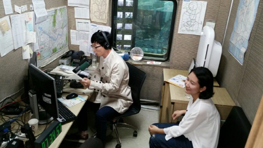  `무한도전 라디오데이` 유재석, 교통상황 전하는 리포터로 변신                                                                                                                                      