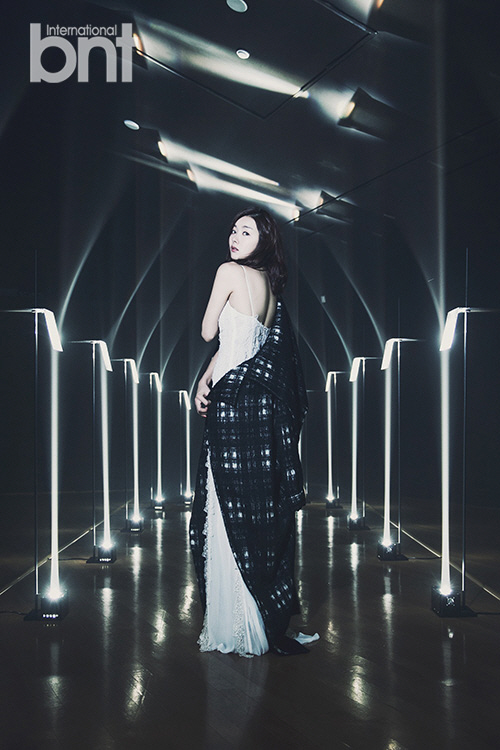 소이현 "결혼 후 연기가 더 풍요로워질 것 같아"                                                                                                                                           