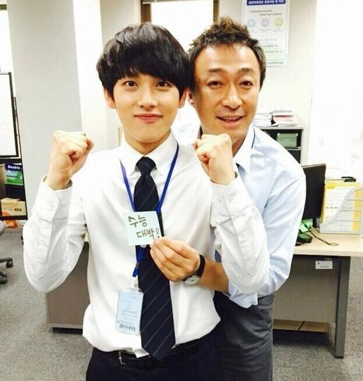 '수험생 여러분 힘내세요' 임시완-이성민 '수능 대박' 응원 메시지                                                                                                                      
