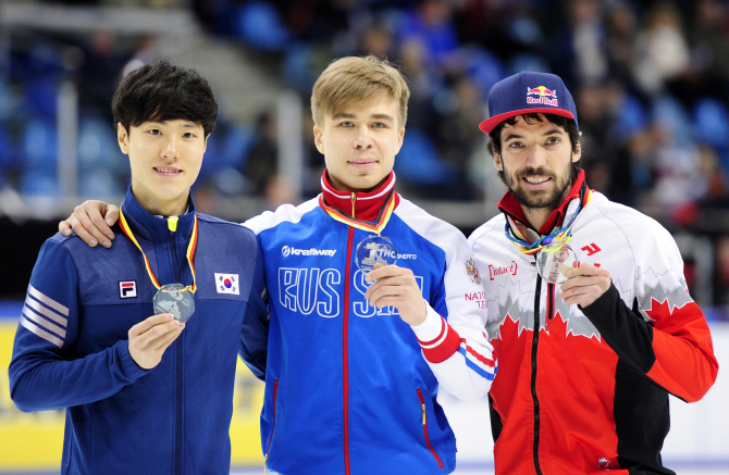  ISU WC 男 1500m 한승수 은메달 획득                                                                                                                                                               