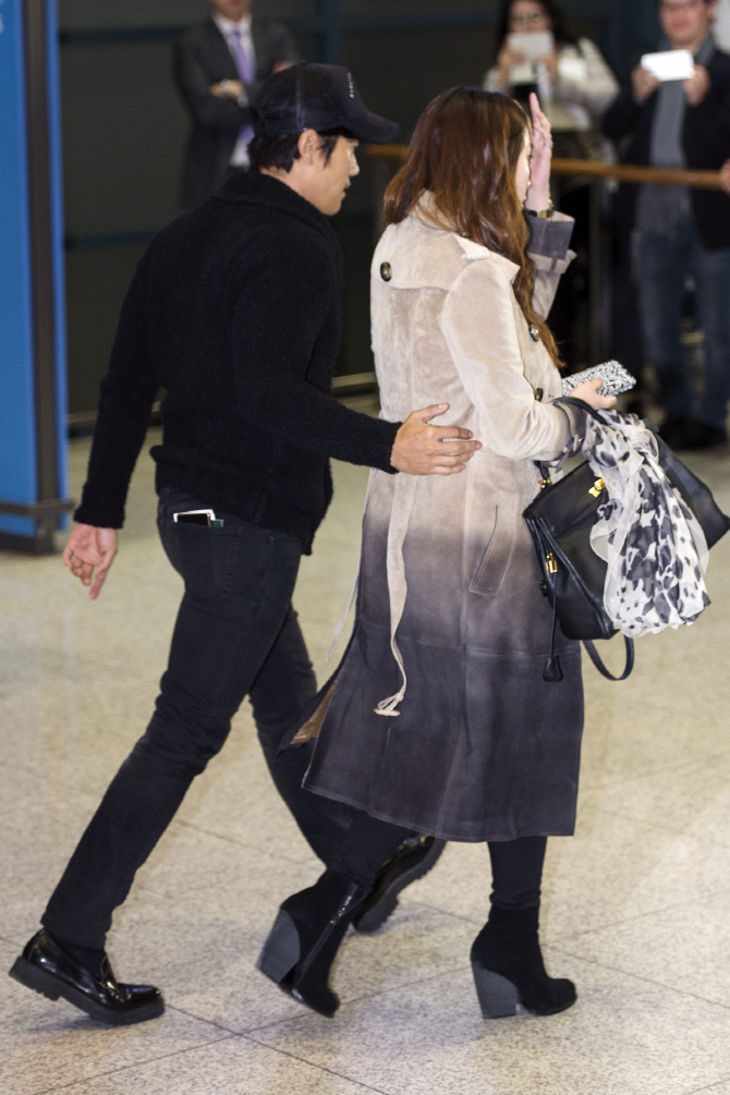 이병헌, '이민정을 위한 로맨틱한 에스코트'                                                                                                                                                     