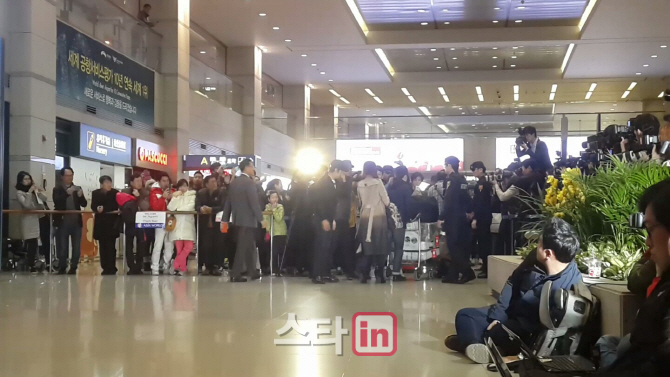 '이민정 먼저'..이병헌, 남편의 책임감                                                                                                                                                    