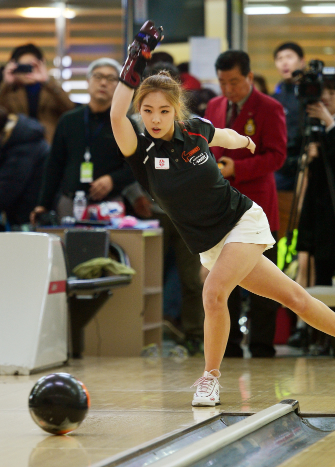  신수지, 프로볼러 본격 데뷔                                                                                                                                                                       