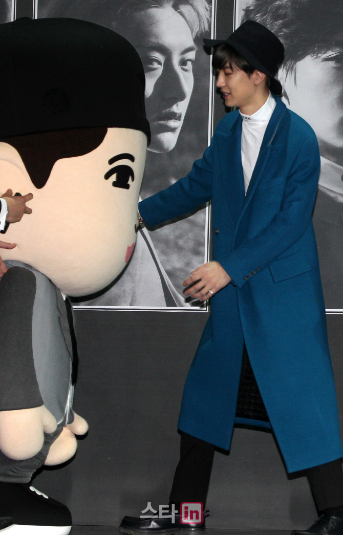 엑소(EXO) 찬열, '레이와 어서와!'                                                                                                                                                        