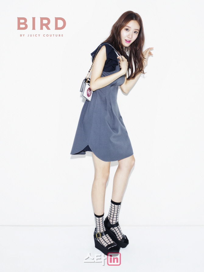 한그루 여친룩 화보 공개-2                                                                                                                                                                         