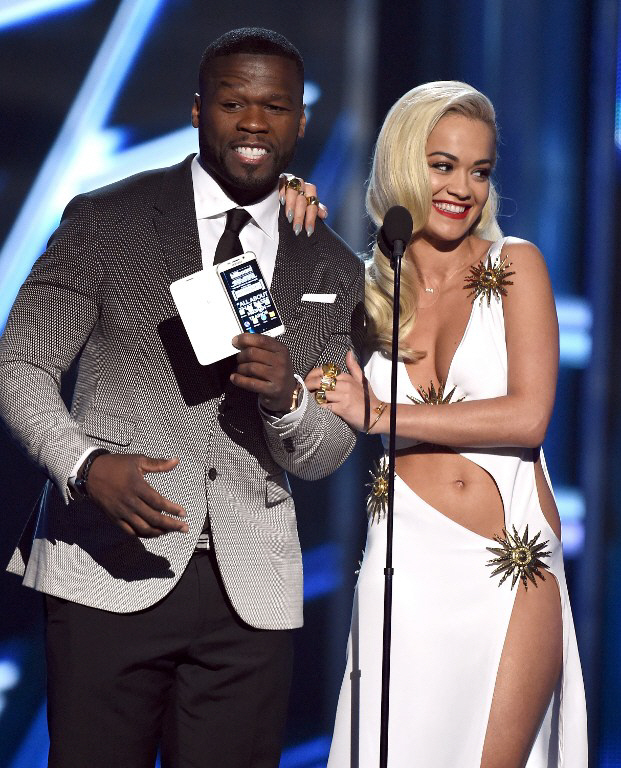  50센트와 빌보드 어워드 무대에 오른 리타 오라                                                                                                                                                     