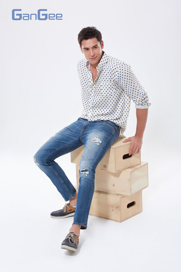  줄리엔 강 "걸그룹? 나인뮤지스-현아 좋아해"                                                                                                                                             