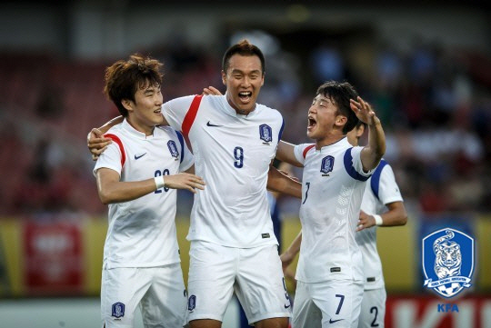 '아쉬운 마무리' 슈틸리케호, 숙적 일본과 1-1 무승부