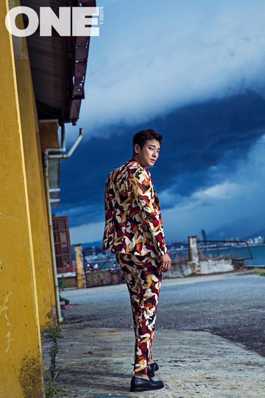 주지훈, 베트남 다낭서 럭셔리한 매력 뽐내                                                                                                                                                          