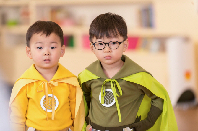 우리집을 지키는 수퍼맨 `대한-민국`                                                                                                                                                                