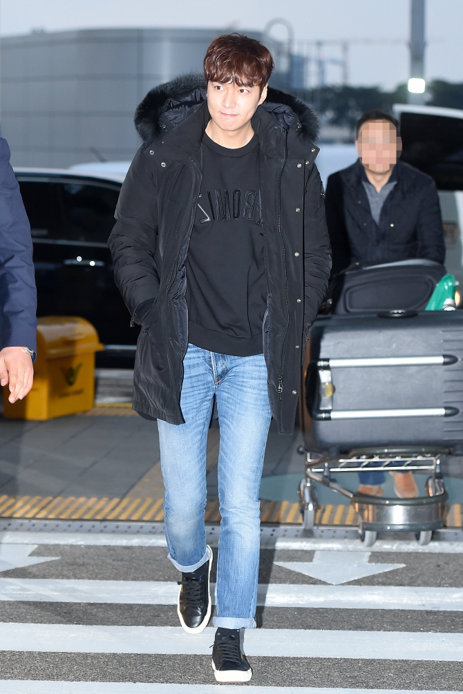 이민호, 여심 녹이는 보조개                                                                                                                                                                              