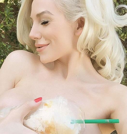 코트니 스터든 part2, 파격적으로                                                                                                                                                                   