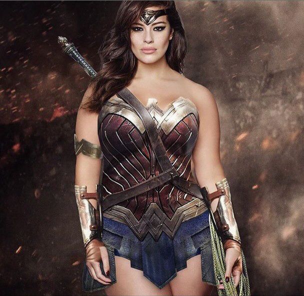 애슐리 그레이엄 pt3 '게임 속 여전사 변신'                                                                                                                                               