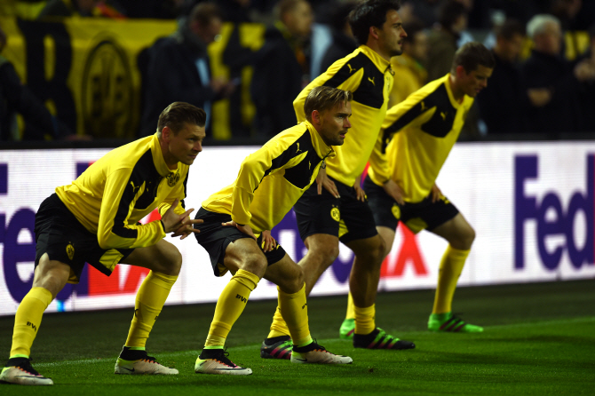  리버풀 vs BVB, 준비운동 중인 도르트문트 홈 팀 선수들                                                                                                                                             