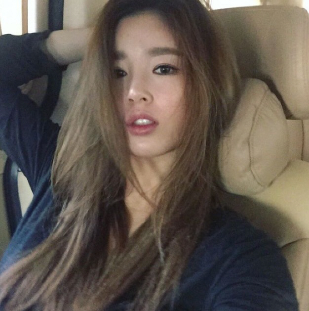 유승옥, 몽환적인 눈빛                                                                                                                                                                             