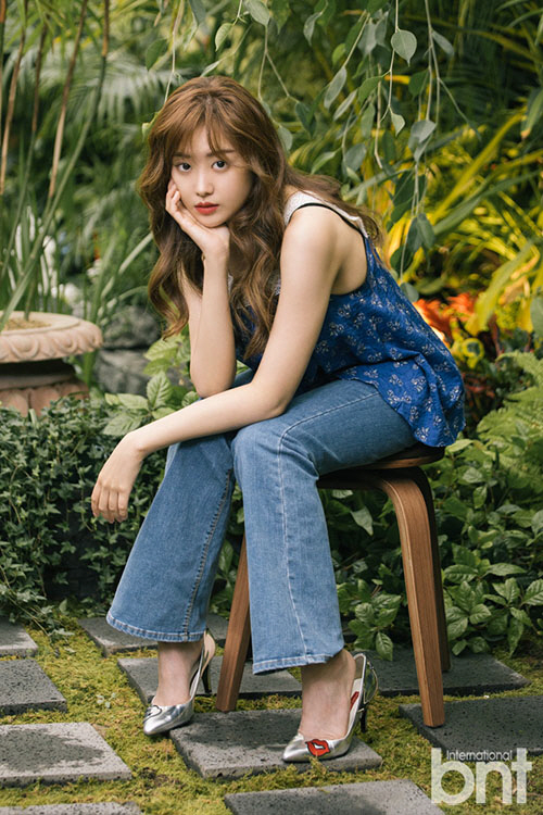 송지은 "가수-배우 이미지 이질적이지 않았으면"                                                                                                                                           