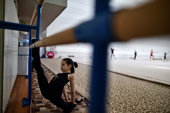 리듬체조 꿈나무, `스트레칭도 남들과 다르게`                                                                                                                                                       