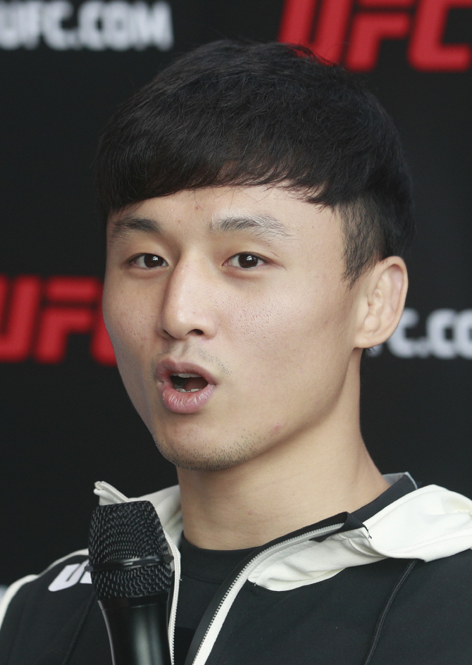 'UFC 3연속 KO승' 최두호, 그의 주먹이 특별한 이유