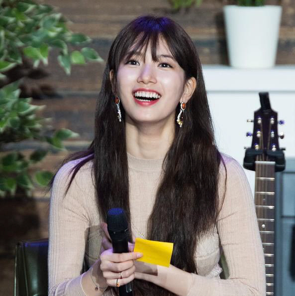 수지, 단독팬미팅 '빛나는 미소'                                                                                                                                                          
