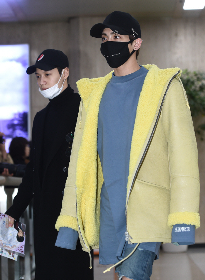 샤이니 태민-종현, '멋짐 흩날리며~'                                                                                                                                                            
