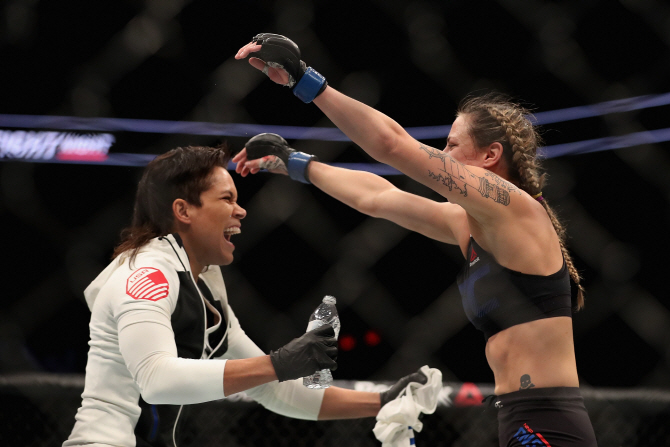  `내 여친 장하다!`                                                                                                                                                                                