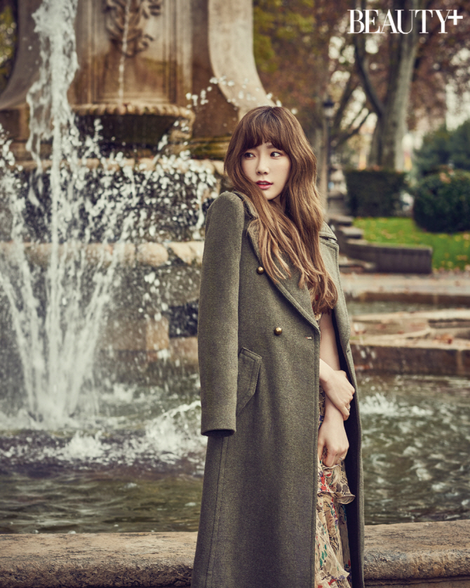 태연, 스페인 밝힌 미모                                                                                                                                                                            