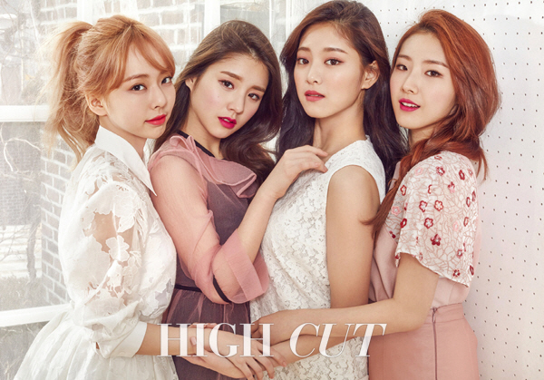 걸 그룹 '이달의 소녀' 초콜릿보다 달콤한 메이크업 화보                                                                                                                                         