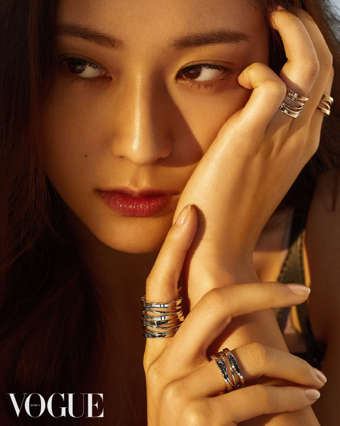 크리스탈, '세련미 가득'                                                                                                                                                                 
