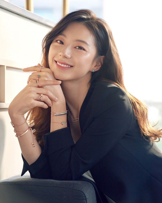 박수진, 여전히 빛나는 미모                                                                                                                                                                        