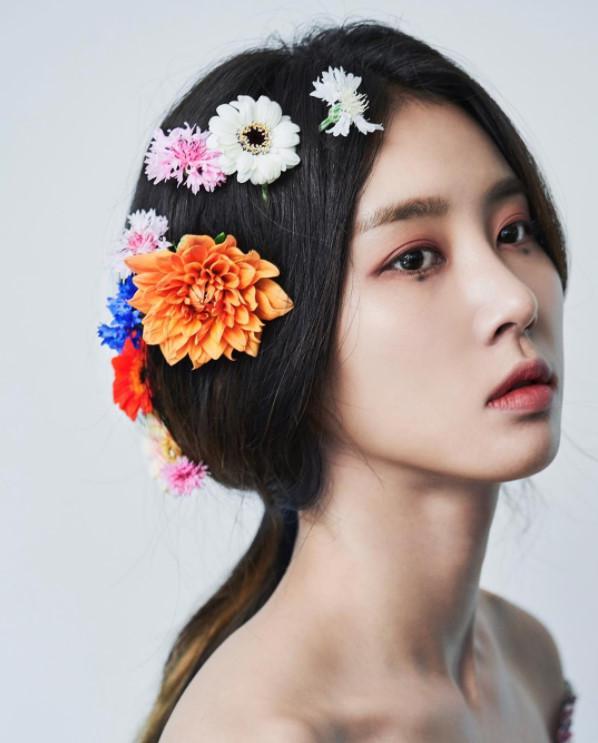 김정민, 아름다운 여름 여인                                                                                                                                                                        