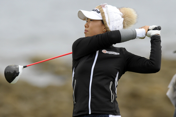  신지은, `브리티시 女오픈` 2라운드 공동 14위                                                                                                                                                      