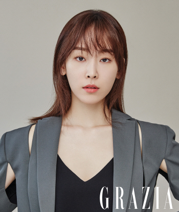 서현진 2017 가을 화보 시선