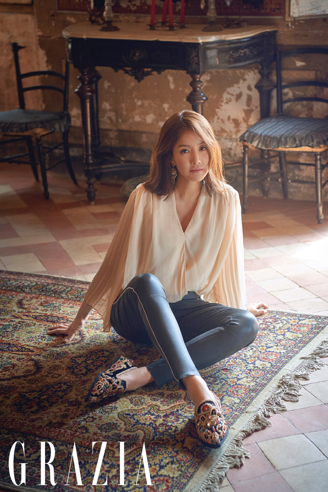 '예비 신부' 이시영, 더 예뻐진 듯한 미모                                                                                                                                                 