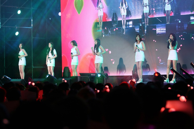 에이핑크, ‘Pink UP’ 대만 공연 3천명 운집 성료