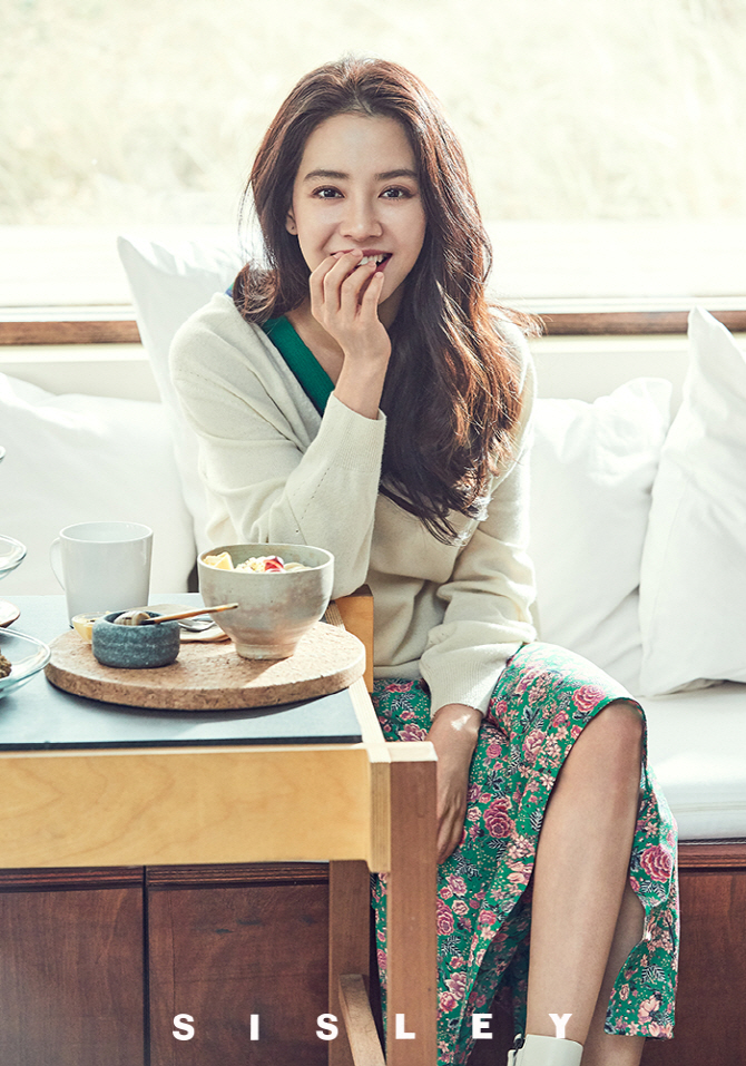 송지효, 상큼한 미소                                                                                                                                                                               
