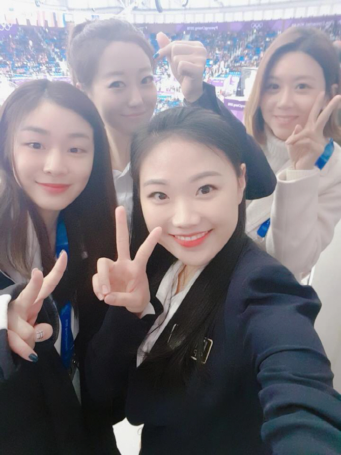 김연아·김해진 MBC 해설위원, 인증샷…다시 만난 요정들