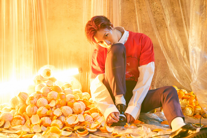  샤이니 태민, 강렬 눈빛                                                                                                                                                                           