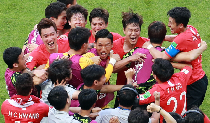 한국 축구, 투혼으로 이뤄낸 '카잔의 기적'