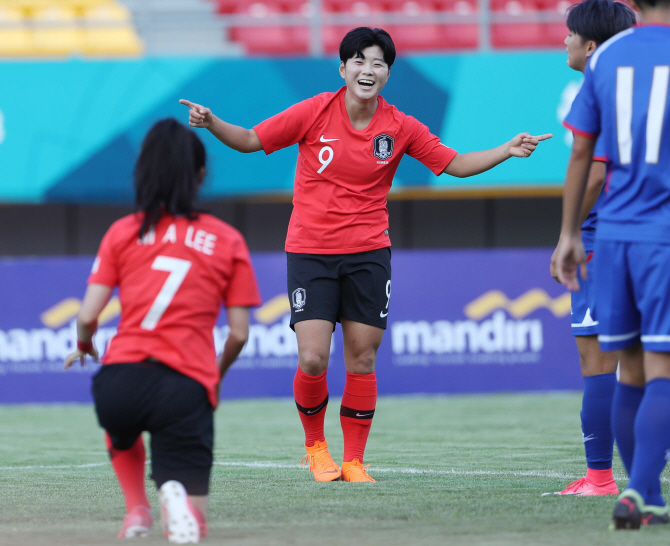 '전가을·장슬기 연속골' 한국 여자축구, 대만에 1골 차 신승