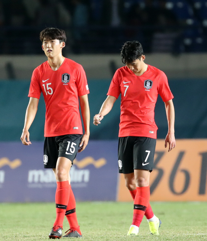 '말레이전 충격패-비매너 논란' 김학범호, 초심찾기 숙제