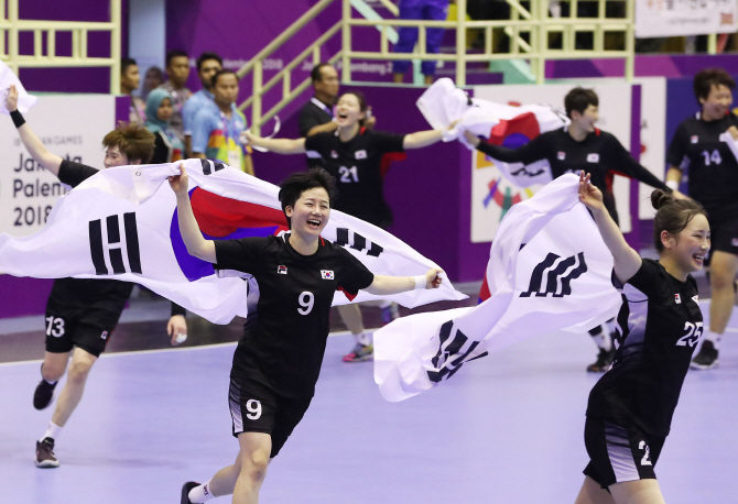 한국 여자핸드볼, 중국 꺾고 亞게임 2연패 달성