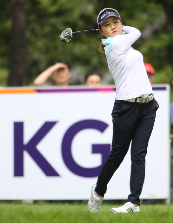 [KG·이데일리 오픈]여고생 조혜림, 다크호스 부상...공동선두에 1타 차(오후 1시)