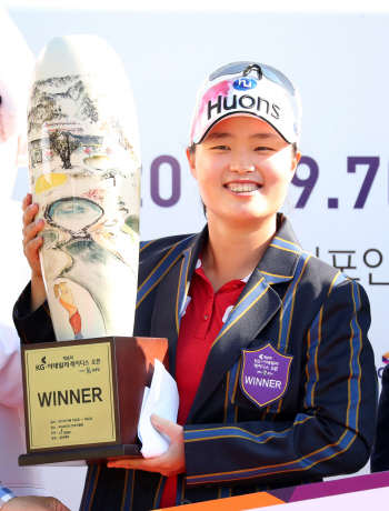 [KG 이데일리 오픈]정슬기 "우승트로피 들고 엄마 만나러 갈 것"