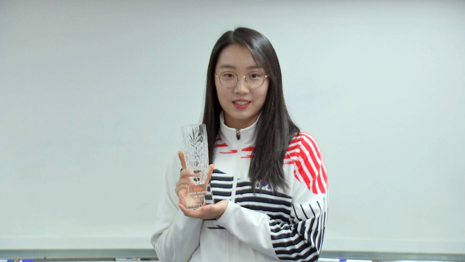 '세계 사격 2관왕' 임하나, 여성스포츠대상 9월 MVP 수상