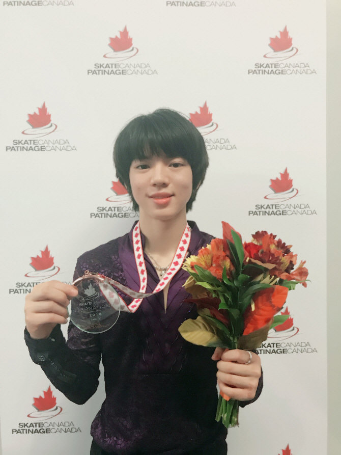 차준환, 김연아 이후 첫 시니어 그랑프리 메달 획득 쾌거