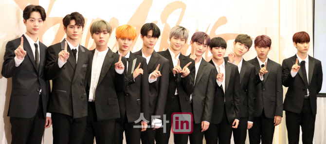 워너원, '2018 MAMA'서 앨범 집대성한 '완결형 퍼포먼스 공개'